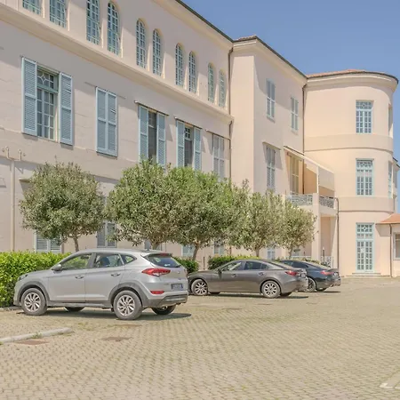 Principi Di Piemonte Apartment *