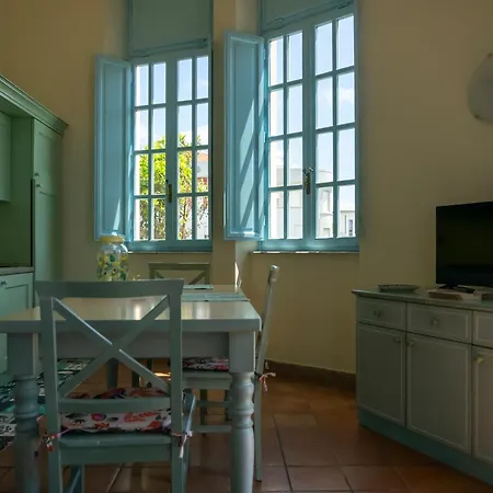 Principi Di Piemonte Apartment Tirrenia