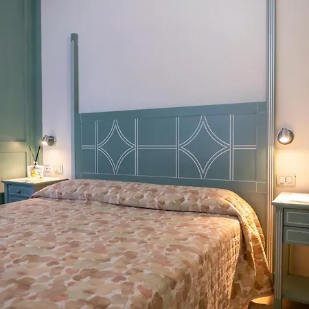 Apartment Principi Di Piemonte Tirrenia